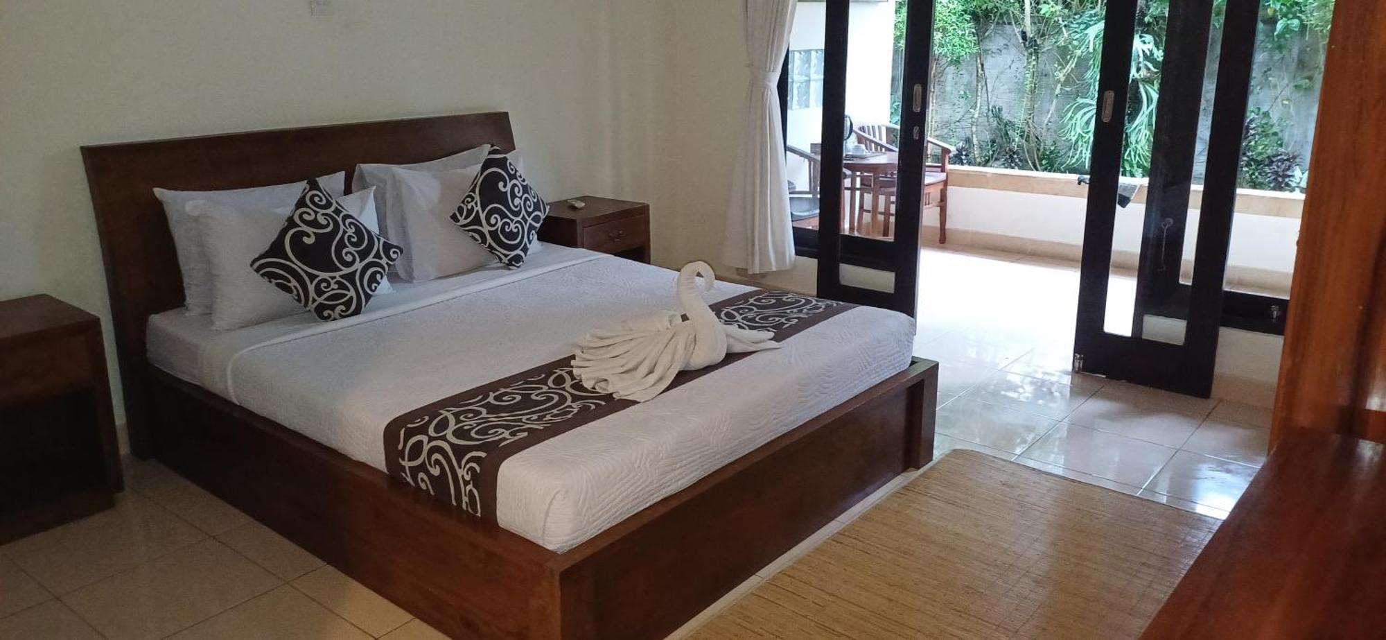 Nugraha Guesthouse 1 우붓 외부 사진